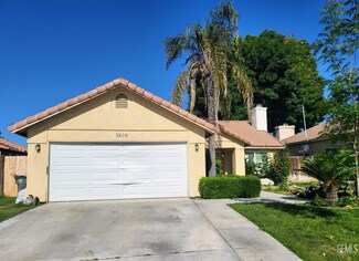 7409 Sandrinilla St, Bakersfield, CA 93313