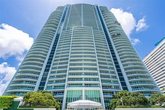 1643 Brickell Ave Unit 1406, Miami, FL 33129