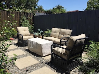1527 Stuart St Unit A, Berkeley, CA 94703