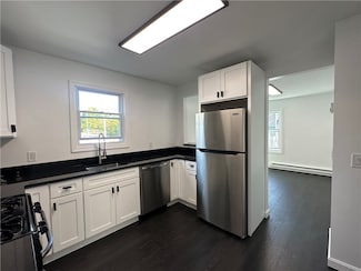 210 N Main St Unit 2F, Woonsocket, RI 02895