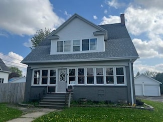 717 E Jefferson St, Waupun, WI 53963