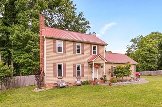 5828 Poppyseed Dr, Belews Creek, NC 27009