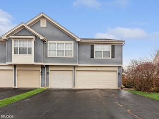 59 Seton Creek Dr, Oswego, IL 60543