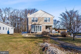 330 Dubois Ave, West Deptford, NJ 08096