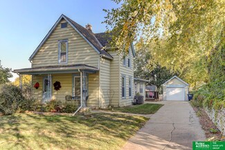 4318 Pierce St, Omaha, NE 68105