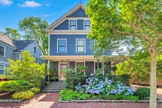 16 Blake St, Cambridge, MA 02140