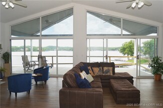 187 Evergreen Condo Dr Unit 3B, Sunrise Beach, MO 65079