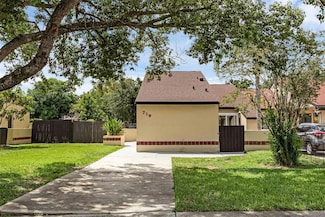 739 Golden Sunshine Cir, Orlando, FL 32807