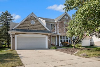 8425 Barrington Dr, Ypsilanti, MI 48198
