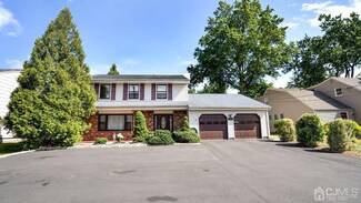 361 Metlars Ln, Piscataway, NJ 08854