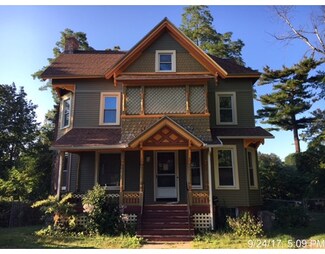 42 Sterns Terrace, Springfield, MA 01105