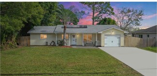 707 SW Avens St, Port Saint Lucie, FL 34983