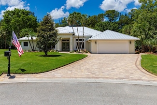 8005 SW Yachtsmans Dr, Stuart, FL 34997