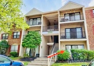 265 Hampshire Ct, Piscataway, NJ 08854