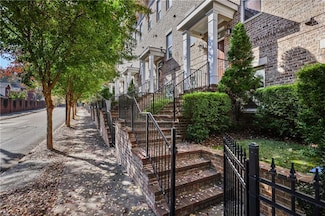 336 Brownstones Cir NE, Atlanta, GA 30312