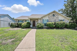 856 Warwick Dr, Plano, TX 75023