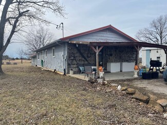 10304 W 399th St, Lacygne, KS 66040