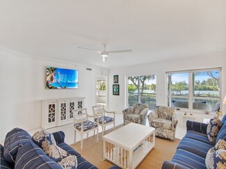 8795 W Orchid Island Cir Unit 302, Vero Beach, FL 32963
