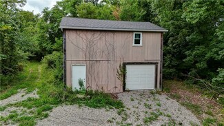 4555 Tipton Rd, Newton Township, OH 43701