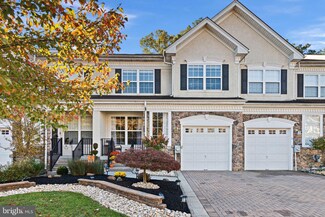 11 Yorkshire Ln, Mount Holly, NJ 08060