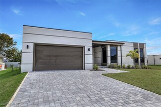 105 SW 37th Place, Cape Coral, FL 33991