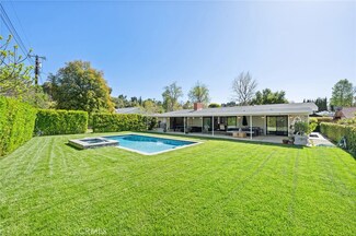 23055 Mosby St, Woodland Hills, CA 91364