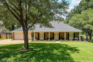 185 Covington Dr, Benton, LA 71006