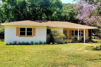 2 S Aurora Ave, Clearwater, FL 33765