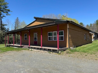 7 Thomas Rd, Sangerville, ME 04479