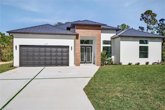 407 24th Ave NW, Naples, FL 34120