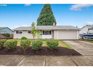 3658 SE Walnut St, Hillsboro, OR 97123