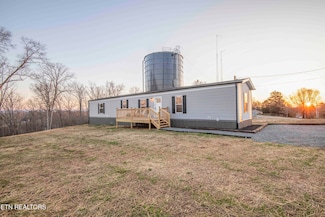 240 River Rd, Kingston, TN 37763