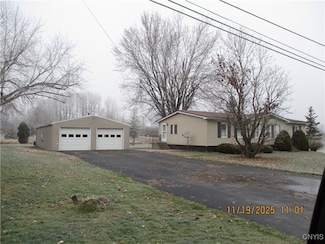 59 Depot St, Antwerp, NY 13608