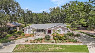 13310 Golf Crest Cir, Tampa, FL 33618