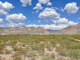 21 S Canyon Rd, Alamogordo, NM 88310