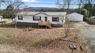 821 Clark St, Seymour, TN 37865