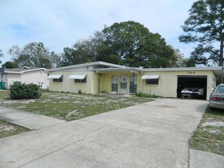 704 Thomas Ave, Cocoa, FL 32922
