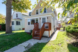 1019 Argonne Dr, North Chicago, IL 60064