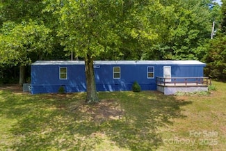 41042 Dennis Rd, Albemarle, NC 28001