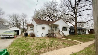 410 W Dakota St, Butler, MO 64730