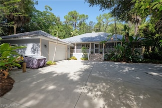 5960 Neal Rd, Fort Myers, FL 33905