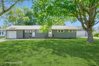812 S Center St, Plano, IL 60545