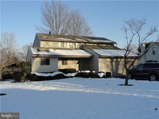 107 Country Flower Rd, Newark, DE 19711