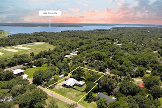 712 Birch Hollow Dr, Somerville, TX 77879