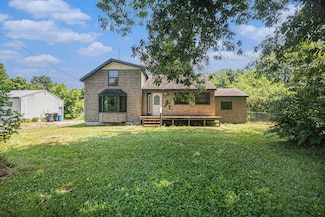 26233 County Road 687, Bangor, MI 49013