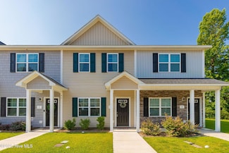 7 Jaydn Dr W, Jacksonville, NC 28546