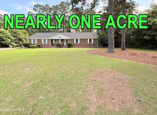 4505 Wentworth Ct, Trent Woods, NC 28562