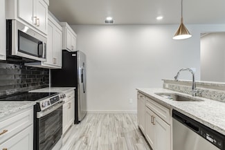 1119 N 7th St, Wolfforth, TX 79382