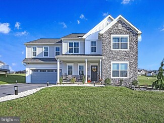 3 Rein Dr, Stevens, PA 17578