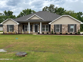 7773 Mary McCoy Dr, Horn Lake, MS 38637